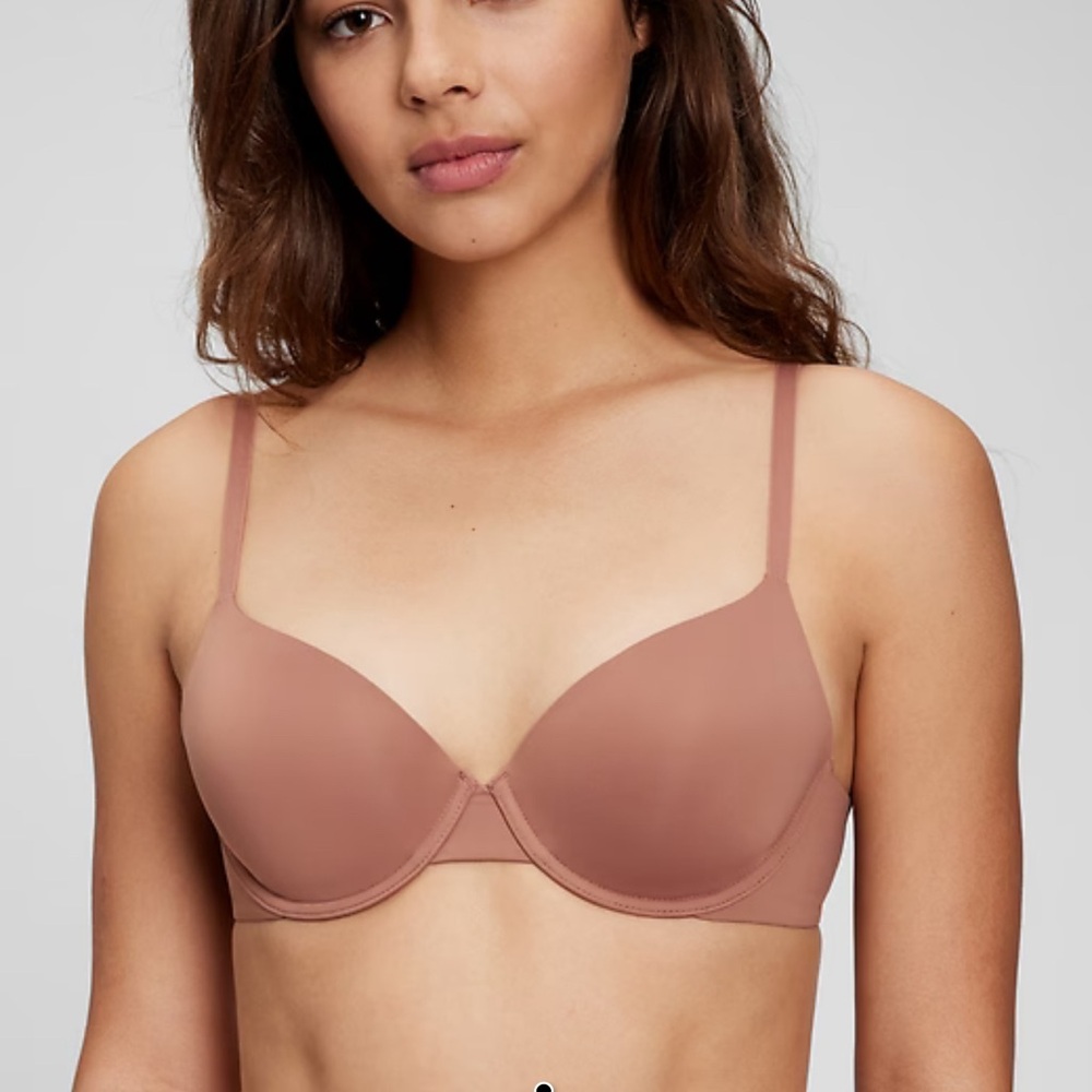 GAP  T Shirt Bra Mauvy Brown Memory Foam Underwire Convertible Bra. 32D.    NWT